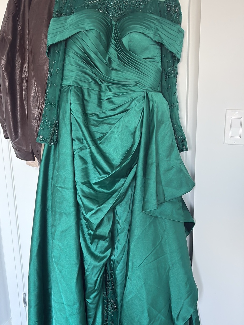 Zuhair Murad Emerald Green Beaded Long-Sleeve Gown